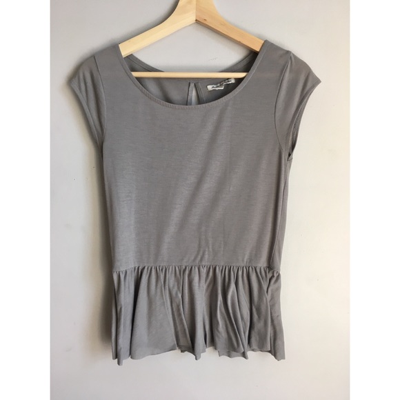 American Eagle Outfitters Tops - American Eagle ruffle hem top